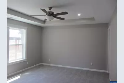 73 Park St, Lebanon, OR 97355 - Photo 14