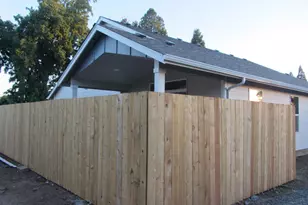 73 Park St, Lebanon, OR 97355 - Photo 20