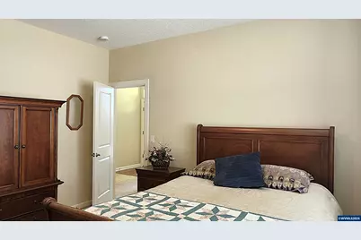 2577 Ian Av NW, Salem, OR 97304 - Photo 16