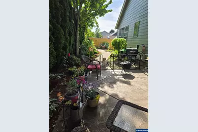 2577 Ian Av NW, Salem, OR 97304 - Photo 18