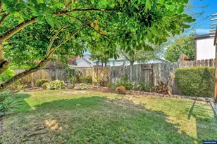338 NW Foxglove St, Dallas, OR 97338 - Photo 34