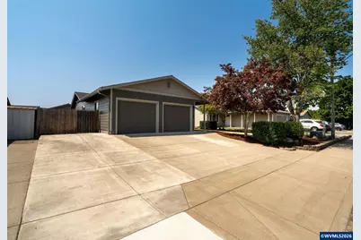 2700 S 10th St, Lebanon, OR 97355 - Photo 6
