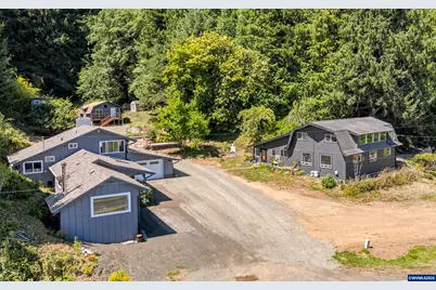 1995 N Bayview Rd, Waldport, OR 97394 - Photo 1