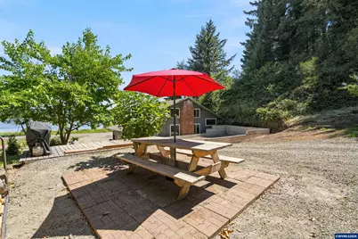 1995 N Bayview Rd, Waldport, OR 97394 - Photo 26