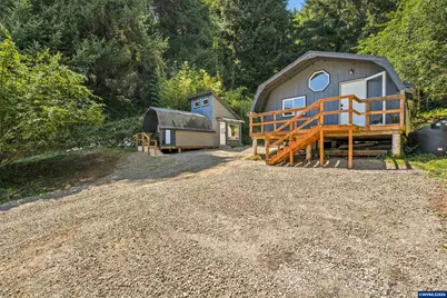 1995 N Bayview Rd, Waldport, OR 97394 - Photo 38
