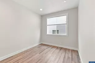 6074 Evangelista St S, Salem, OR 97306 - Photo 34