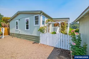 500 Loucks Way, Brownsville, OR 97327 - Photo 2