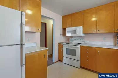 1465 Thompson Rd, Woodburn, OR 97071 - Photo 16