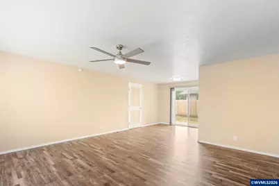 4726 Antelope Ct NE, Salem, OR 97305 - Photo 6