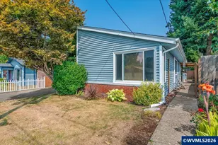 389 W Washington St, Stayton, OR 97383 - Photo 4