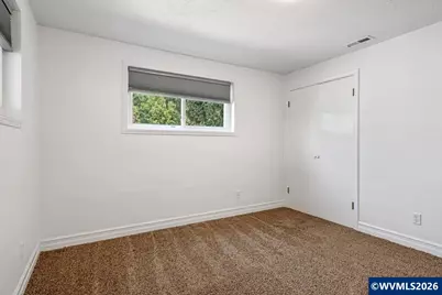 389 W Washington St, Stayton, OR 97383 - Photo 16