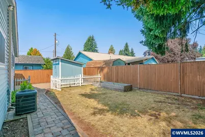 389 W Washington St, Stayton, OR 97383 - Photo 28