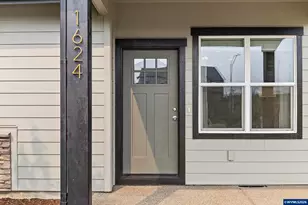 1624 SE Barberry Ave, Dallas, OR 97338 - Photo 4