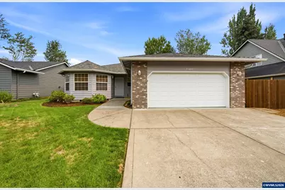 7368 Meadowglen St NE, Keizer, OR 97303 - Photo 2