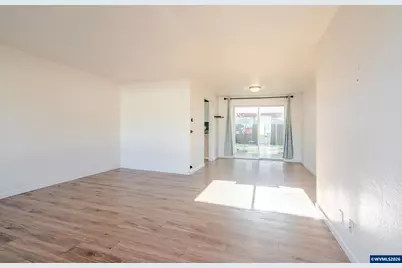 728 Shores St NE, Salem, OR 97301 - Photo 6