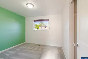 728 Shores St NE, Salem, OR 97301 - Photo 16