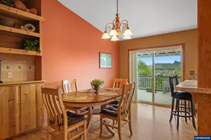 8329 NW Arboretum Rd, Corvallis, OR 97330 - Photo 12