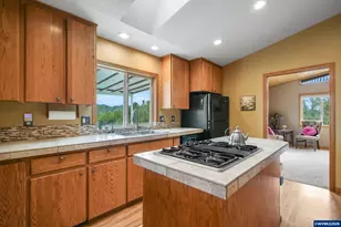 8329 NW Arboretum Rd, Corvallis, OR 97330 - Photo 10