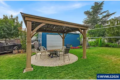 733 Meadowlawn Dr SE, Salem, OR 97317 - Photo 28