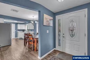 733 Meadowlawn Dr SE, Salem, OR 97317 - Photo 6