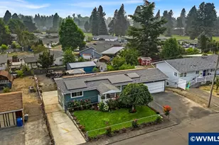 733 Meadowlawn Dr SE, Salem, OR 97317 - Photo 38