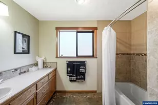 1141 NW Charlemagne Pl, Corvallis, OR 97330 - Photo 16