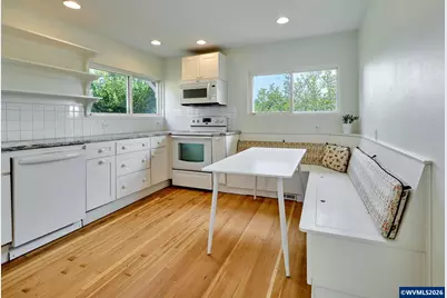 112 NW 3rd Av, Canby, OR 97013 - Photo 6