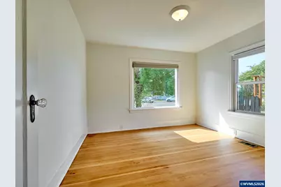 112 NW 3rd Av, Canby, OR 97013 - Photo 8