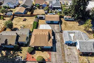 80 Berry St, Lebanon, OR 97355 - Photo 2