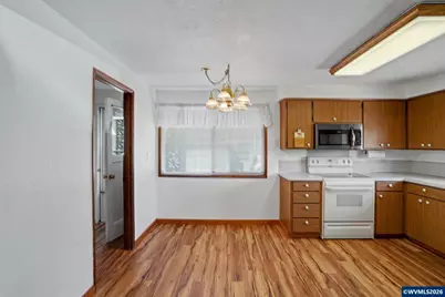 80 Berry St, Lebanon, OR 97355 - Photo 12