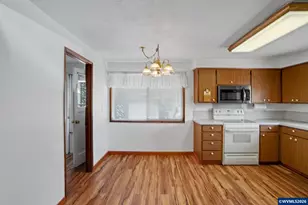 80 Berry St, Lebanon, OR 97355 - Photo 12