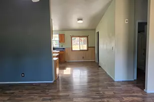 34125 E Lacomb Rd, Lebanon, OR 97355 - Photo 10