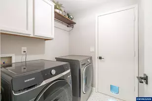 849 E 9th Ct, Lafayette, OR 97127 - Photo 26