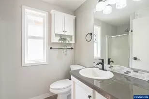 849 E 9th Ct, Lafayette, OR 97127 - Photo 30