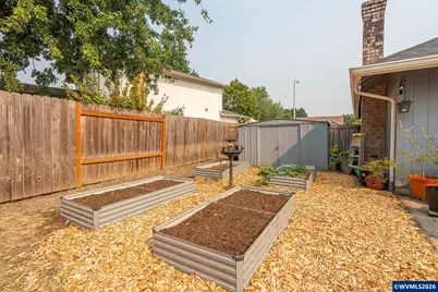 849 E 9th Ct, Lafayette, OR 97127 - Photo 36