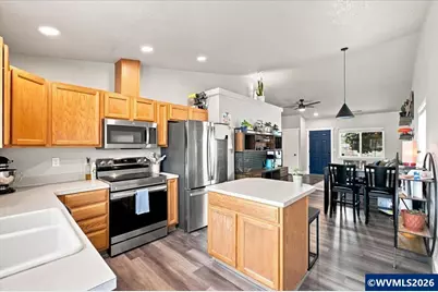 4279 Vicki Wy NE, Salem, OR 97305 - Photo 16