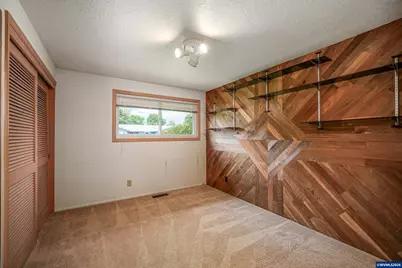4652 Princess Ct NE, Salem, OR 97305 - Photo 8