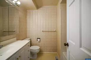 4652 Princess Ct NE, Salem, OR 97305 - Photo 12
