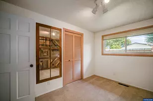 4652 Princess Ct NE, Salem, OR 97305 - Photo 20