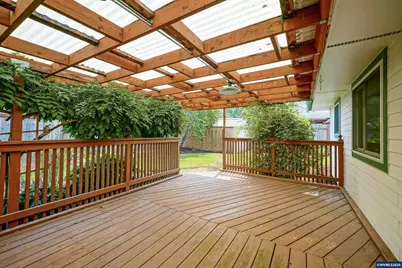 4652 Princess Ct NE, Salem, OR 97305 - Photo 32