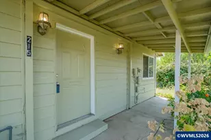 215 N Polk St, Independence, OR 97351 - Photo 2