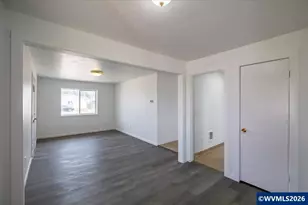 215 N Polk St, Independence, OR 97351 - Photo 6
