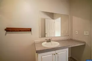 2868 Tide Ct NE, Salem, OR 97305 - Photo 24