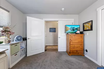 1590 SE Barberry Av, Dallas, OR 97338 - Photo 8