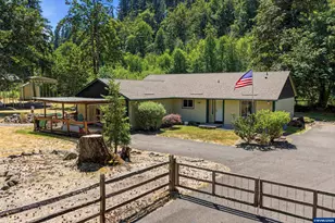 20658 Abiqua Rd N, Scotts Mills, OR 97375 - Photo 28