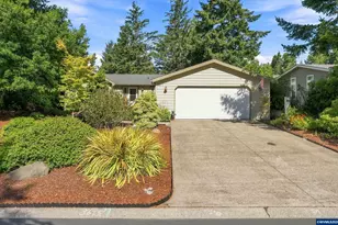 607 Glenbrook Cir, Florence, OR 97439 - Photo 1