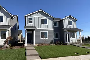 1084 Drake Ln, Woodburn, OR 97071 - Photo 1