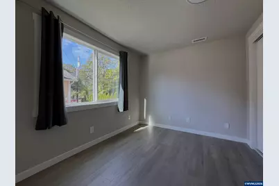 438 NW Douglas St, Dallas, OR 97338 - Photo 16