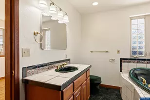 645 NW Kings Bl, Corvallis, OR 97330 - Photo 16