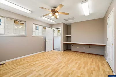 645 NW Kings Bl, Corvallis, OR 97330 - Photo 32